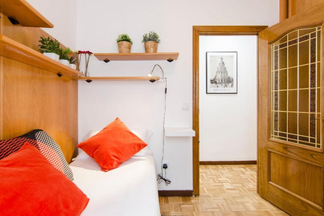 Apartamento Huertas, 58 Madrid Exterior foto